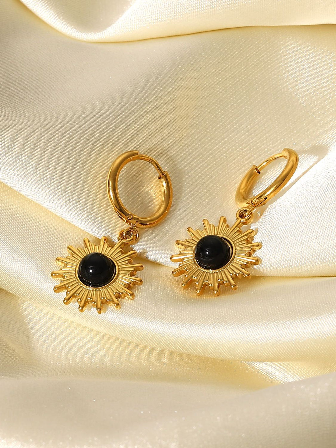 Sun Pendant Earrings