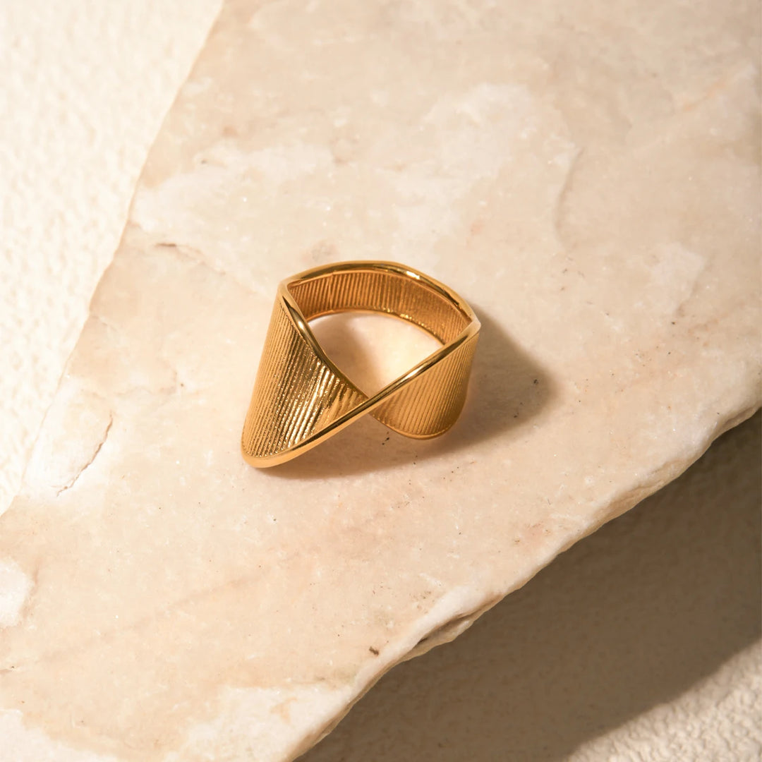 Geo Ring